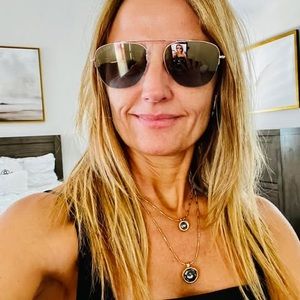 Meet your Posher, Carmen